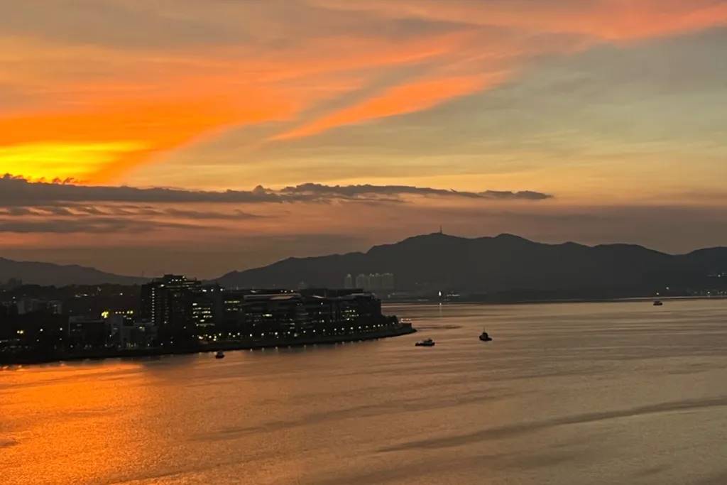 香港稳定币:在加密衰退与数字人民币崛起之间的平衡探索第1张「BreakingCoin」 香港稳定币:在加密衰退与数字人民币崛起之间的平衡探索第1张
