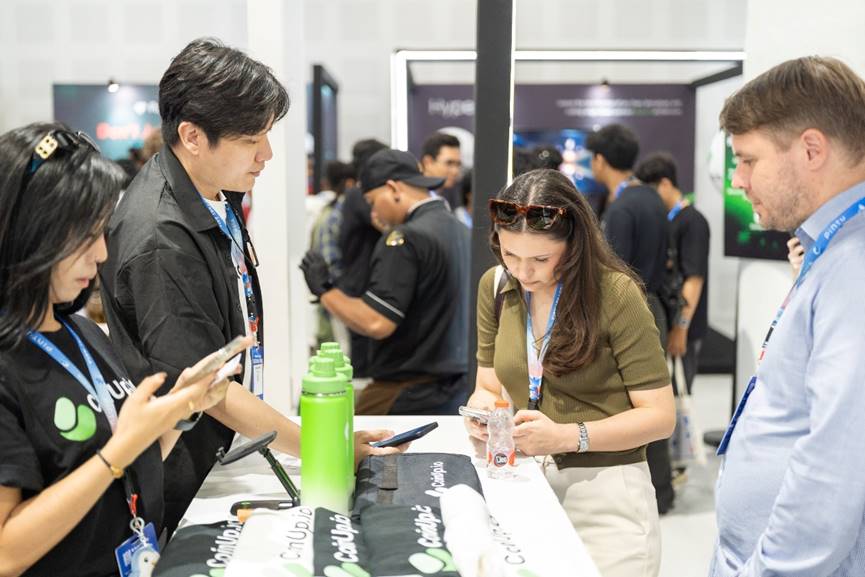 CoinUp 亮相 Coinfest Asia 2025：吸睛创意互动活动成为热门打卡点第5张