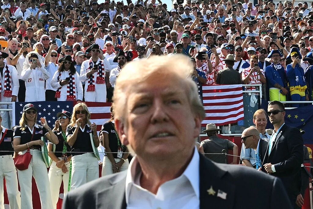 美国政府也放“十一长假”了第1张「BreakingCoin」 美国政府也放“十一长假”了第1张