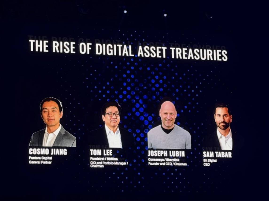 Token 2049 圆桌回顾:Tom Lee、Joseph Lubin 与 Sam Tabar 共谈以太坊与 DAT 的未来第1张「BreakingCoin」 Token 2049 圆桌回顾:Tom Lee、Joseph Lubin 与 Sam Tabar 共谈以太坊与 DAT 的未来第1张