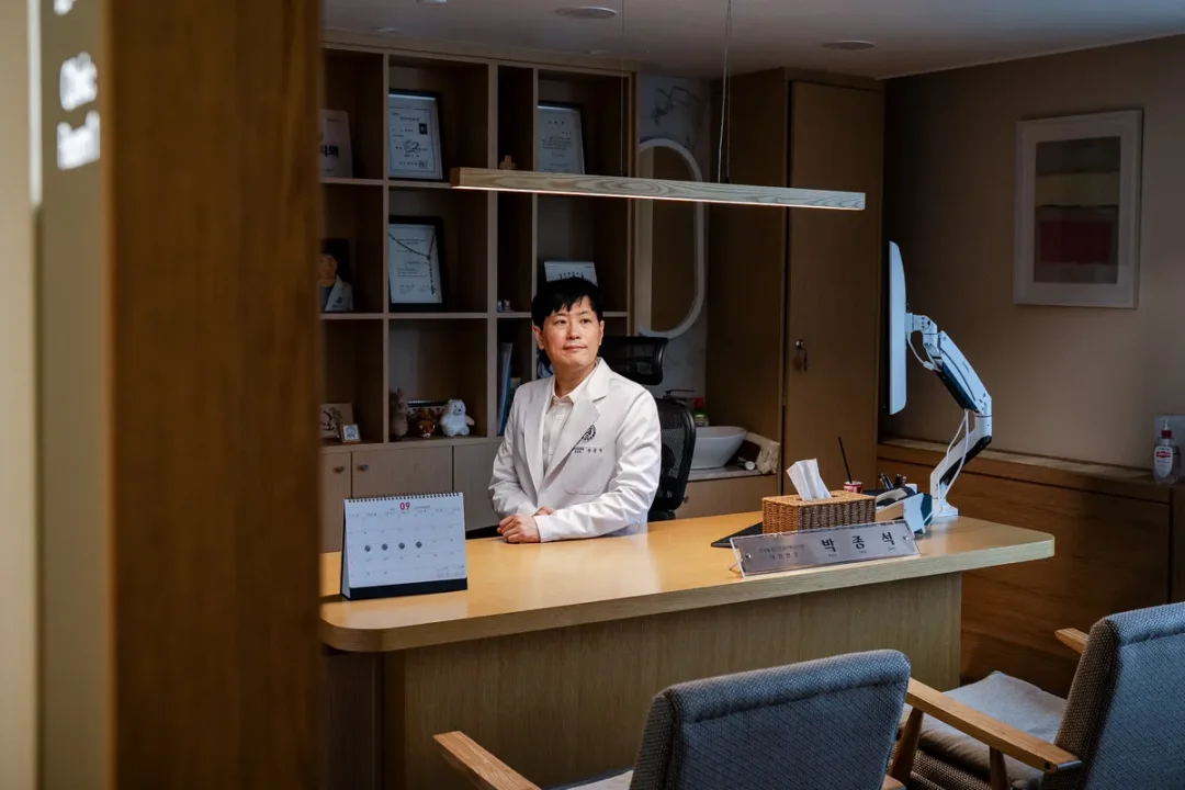 韩国散户众生相:1400 万「蚁群」扎进加密货币与杠杆第4张「BreakingCoin」 韩国散户众生相:1400 万「蚁群」扎进加密货币与杠杆第4张