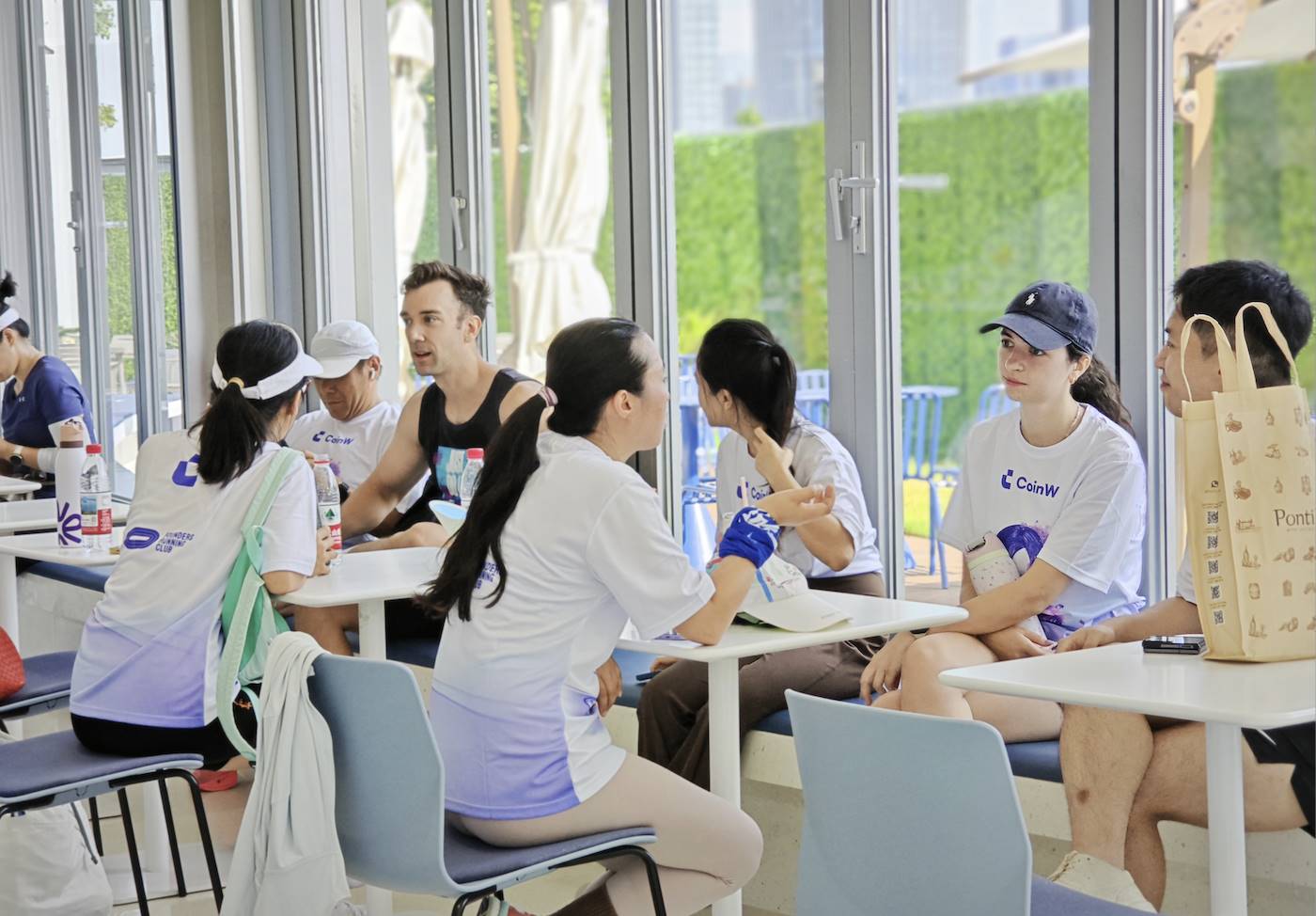 跑过加密周期的“撞墙期”:CoinW 与千万用户的中场叙事第3张「BreakingCoin」 跑过加密周期的“撞墙期”:CoinW 与千万用户的中场叙事第3张