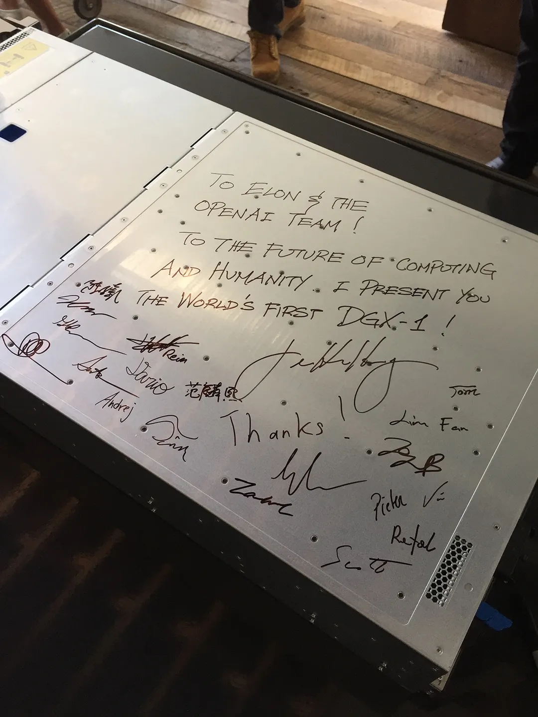 英伟达发家史：从游戏巨头、加密矿霸到 AI 军火商第5张