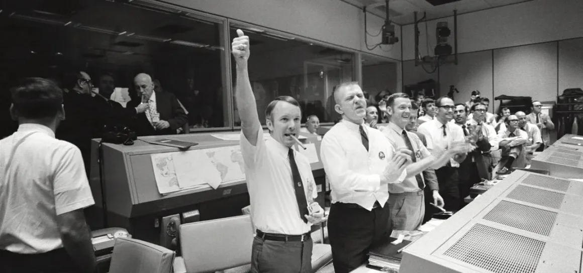 中本聪的预言与华尔街的转身:一场未完成的革命第4张「BreakingCoin」 中本聪的预言与华尔街的转身:一场未完成的革命第4张