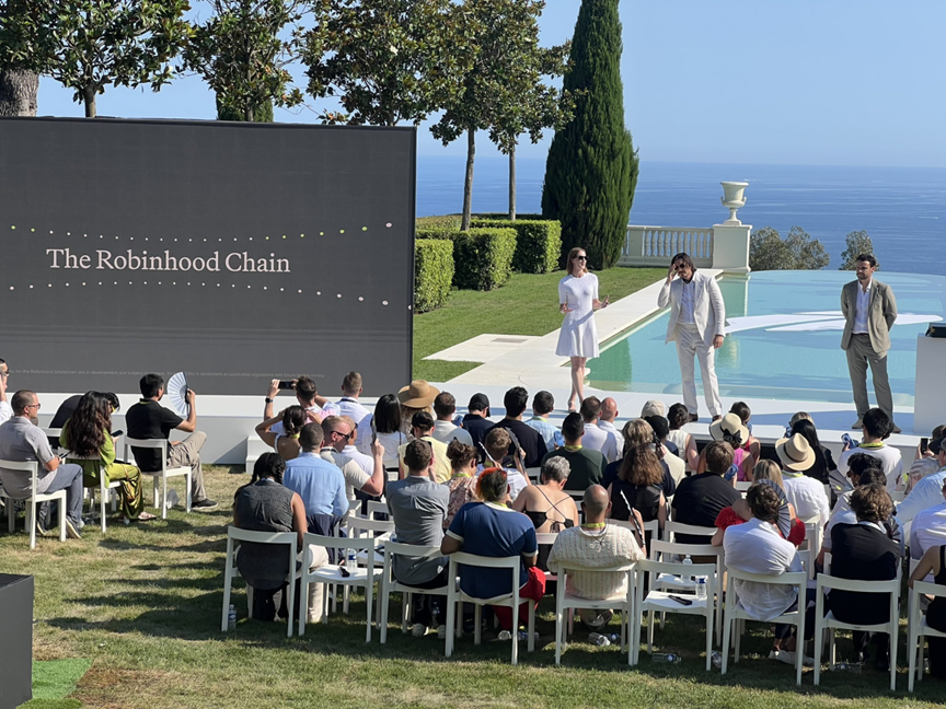 美股代币化浪潮：Robinhood链上金融突围之路